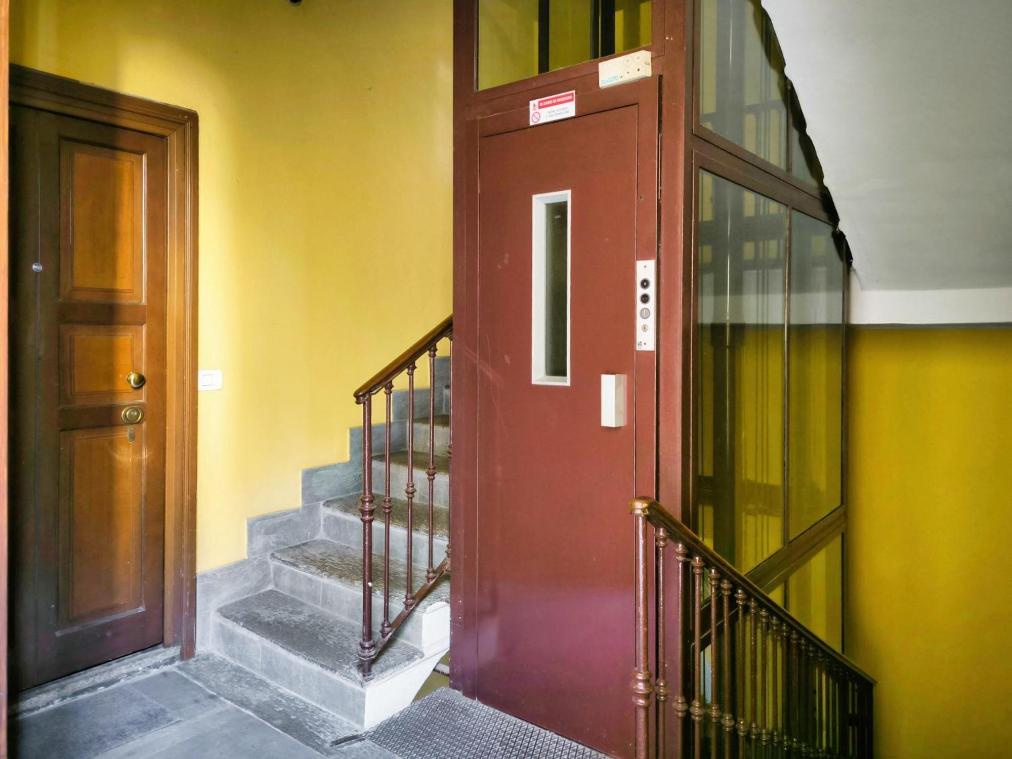 Stylish And Spacious Flat - Porta Venezia Milan